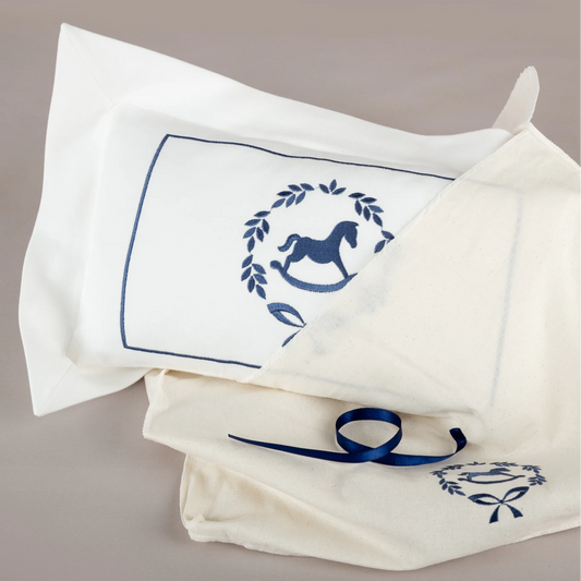 Asil İndigo Çelenkli At Nakışlı Köşeli Dekoratif Yastık